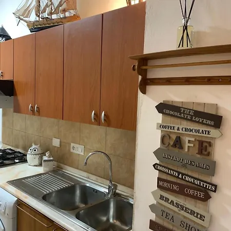 Апартаменты The Sea Flower Con Giardino E Garage Auto Incluso *