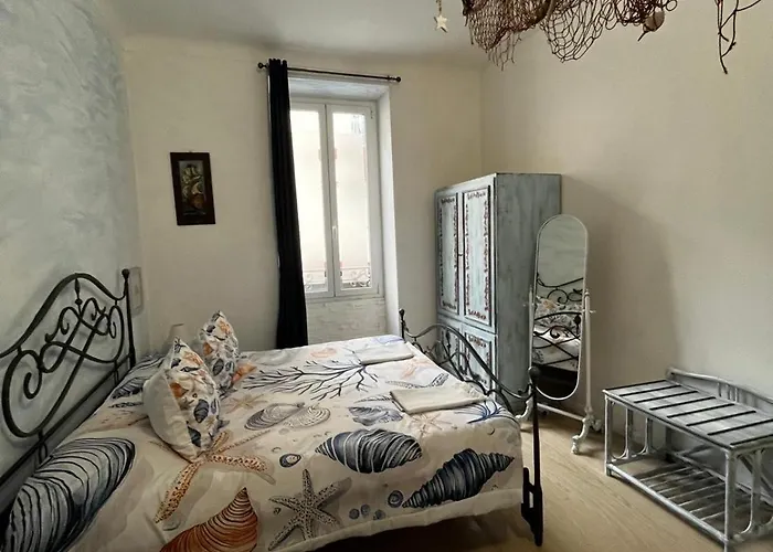 The Sea Flower Con Giardino E Garage Auto Incluso Санремо